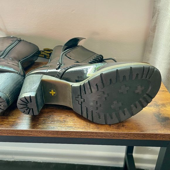 VTG Dr Marten "Dee" Patent Leather Heeled Mid Calf Boots US size 8 (EU39/UK6) - Picture 13 of 14